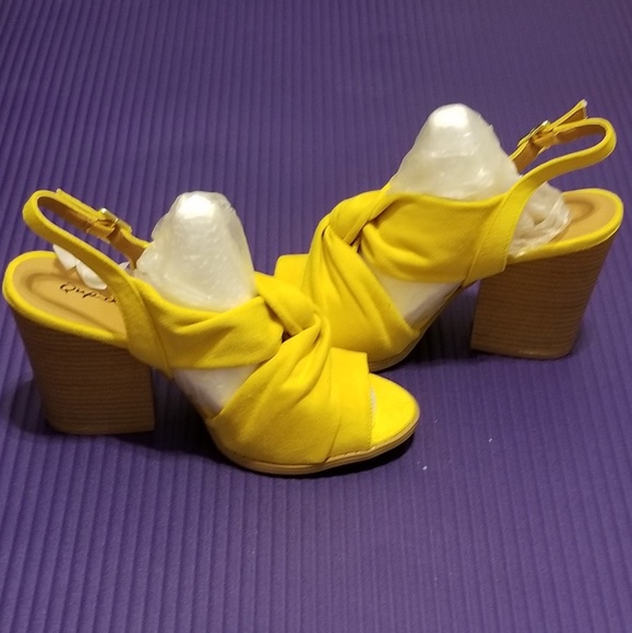 Yellow Top Knot Slingback Chunky Sandal - Picture 5 of 5